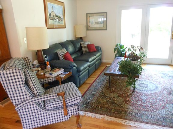 Living Room Slider Leading to Patio