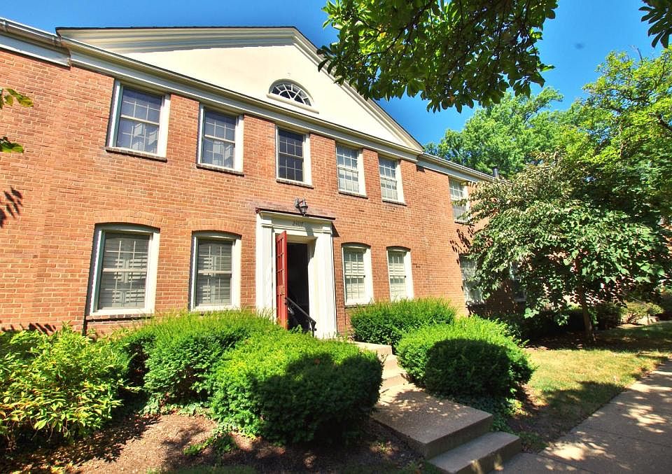 1st image of 2407 Arlington Blvd APT 102
