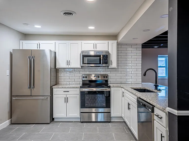 1024 Allen Ave #3E — Photo 12