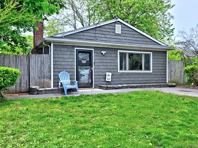 80 Saint Anns Avenue, Copiague, NY, 11726