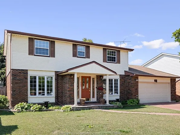 305 McCurdy Dr, Amherstburg, ON N9V 3B8