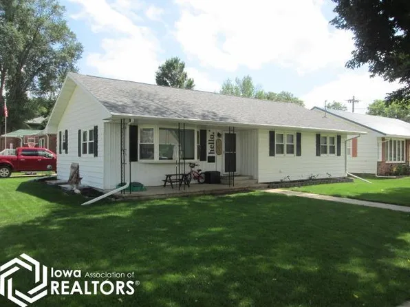 103 5th Ave SE, Belmond, IA 50421