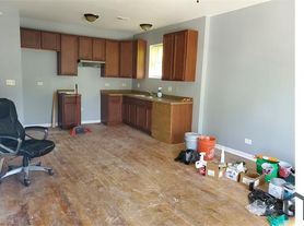 1255 S Kolin Ave, Chicago, IL