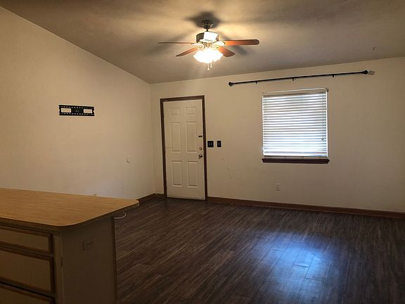 3rd image of 307J Hayden Rd