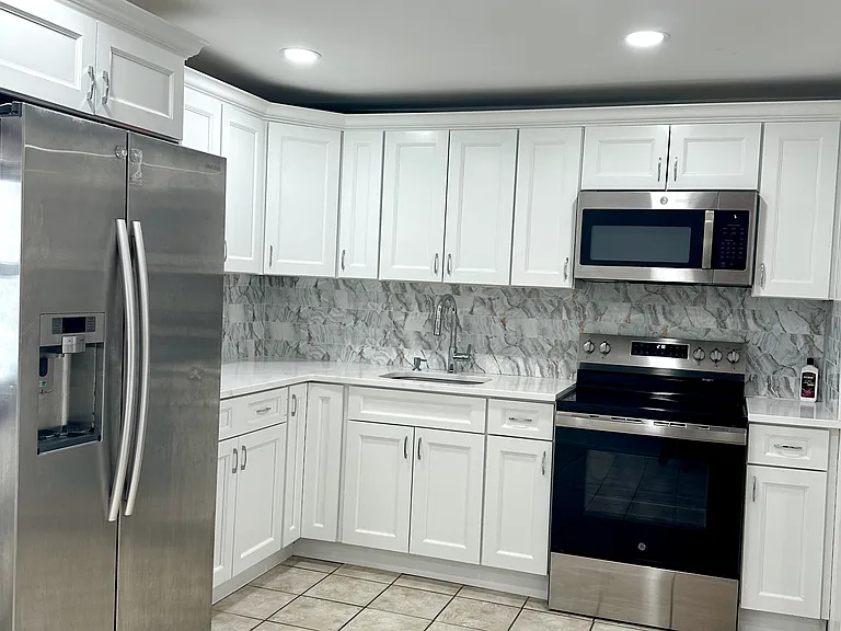 30 Garfield Ave #2 — Photo 1