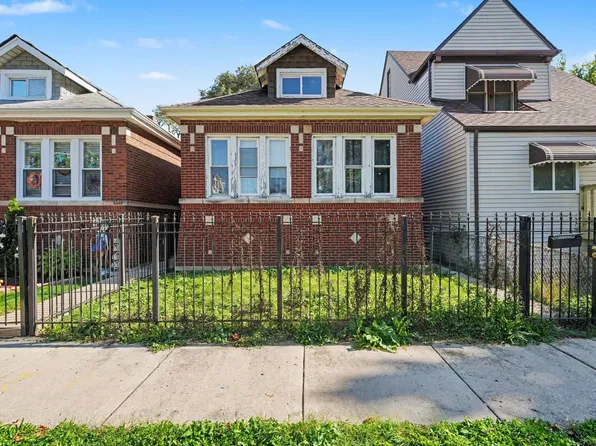 8843 S Carpenter St, Chicago, IL 60620