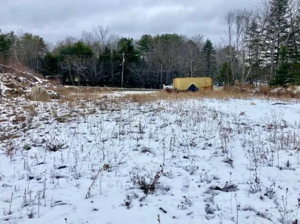 961 Cobequid Rd, Windsor Junction, NS B2T 1K1