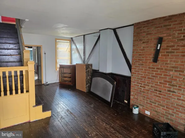 303 S 17 1/2 A St, Reading, PA 19602