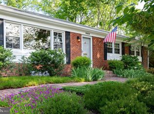 6424 Princeton Dr, Alexandria, VA 22307
