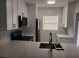 5181 W Oakland Park Blvd #305, Fort Lauderdale, FL 33313