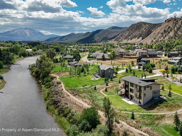 1566 River Bend Way, Glenwood Springs, CO 81601