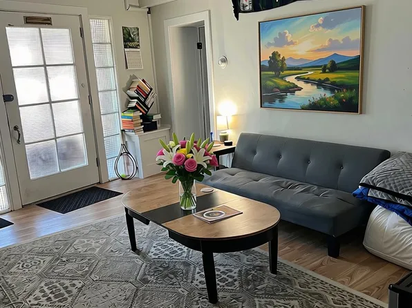1460 Commonwealth Ave #1, Brighton, MA 02135