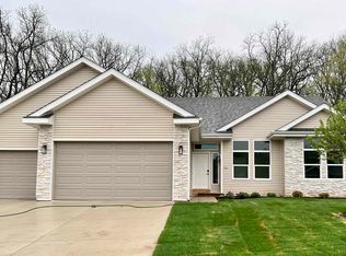 116 Valle Tell Dr, New Glarus, WI 53574