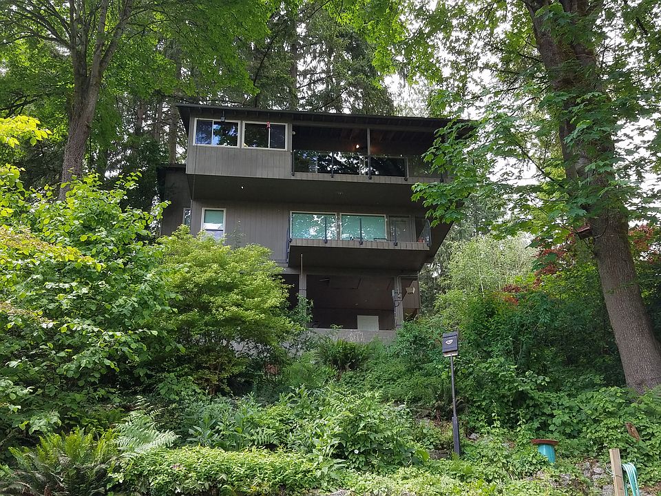 2nd image of 17808 184th Ave NE