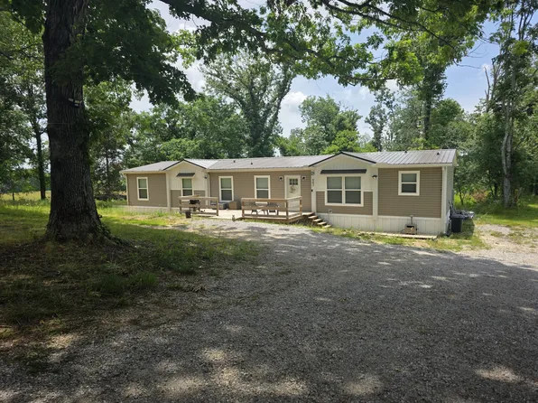 483 W Wilmouth Rd, Cookeville, TN 38506