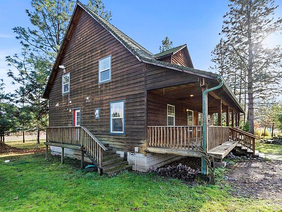 3rd image of 1190 Cedar Flat Rd