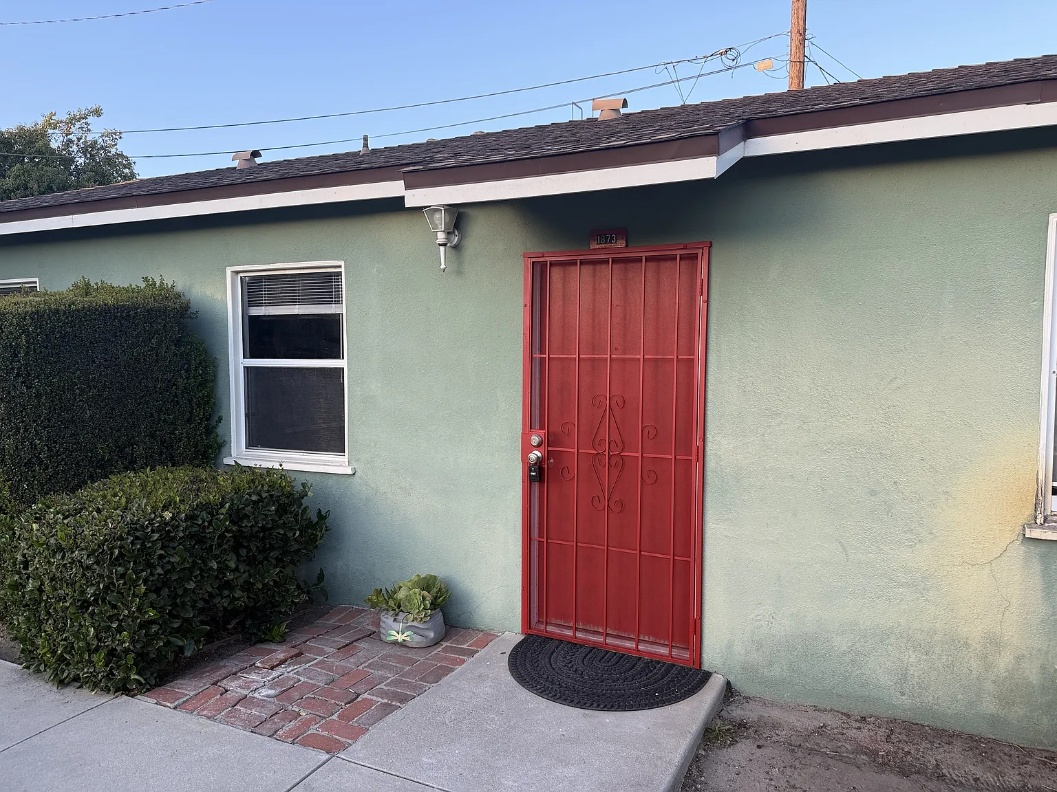 1873 Patricia Ave. - 3 — Photo 2