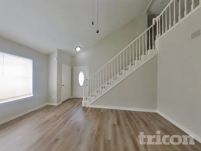 13311 Danshire Dr — Photo 3