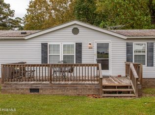 1055 Calvin Ln, Williamston, NC 27892