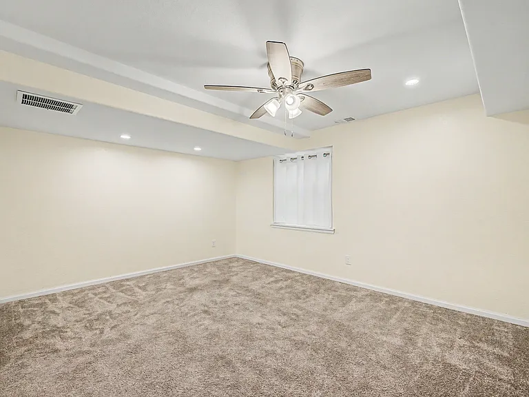 9917 Aftonwood St — Photo 33