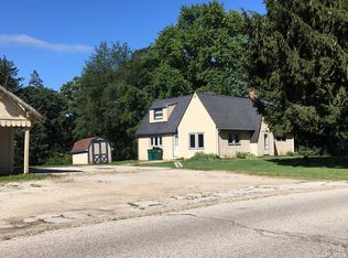 N1011 Tombeau Rd, Genoa City, WI 53128