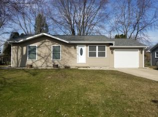 8061 S Federal Rd, Shepherd, MI 48883