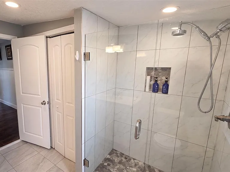 710 Kentucky Ave — Photo 10