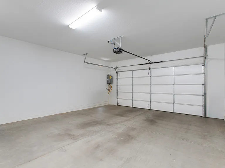 3 Car Garage