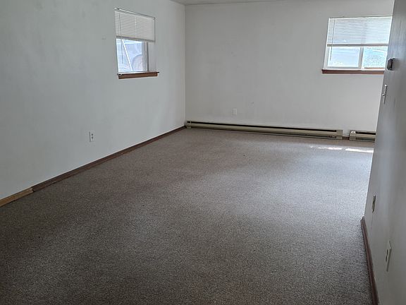 5th image of 2126 W Pacific Ave #105
