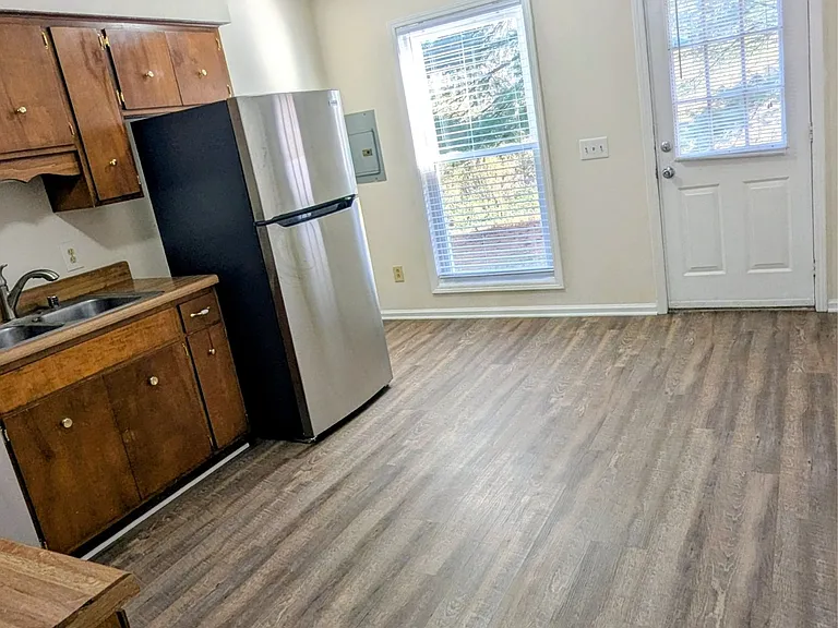 1030 Brookview Dr #21C — Photo 7