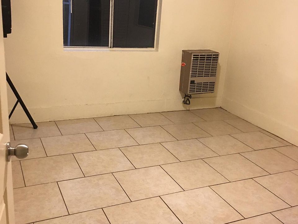 1st image of 914 W 17th St #912.5