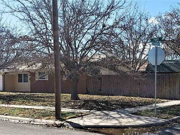 5th image of 2512 Park Dr