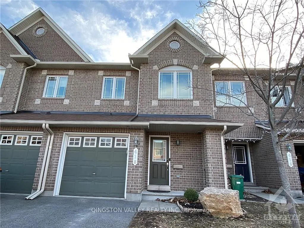 3 bed, $2,650 — Photo 1
