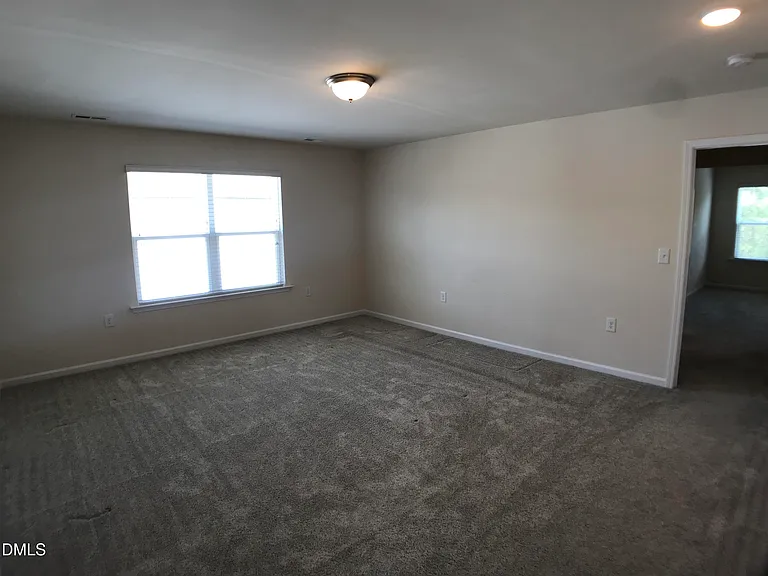 517 Hillman Bnd — Photo 26