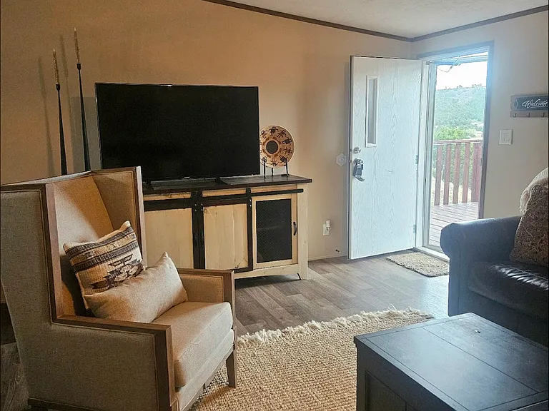 1395 Little Big Horn Rd — Photo 4