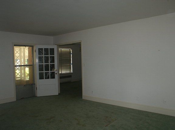 3rd image of 514 Forest St