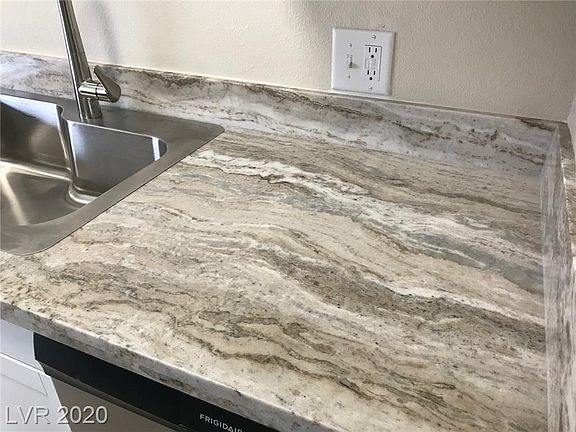 4th image of 3445 Villa Knolls South Dr