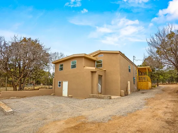 7 Bernal St, Pecos, NM 87552