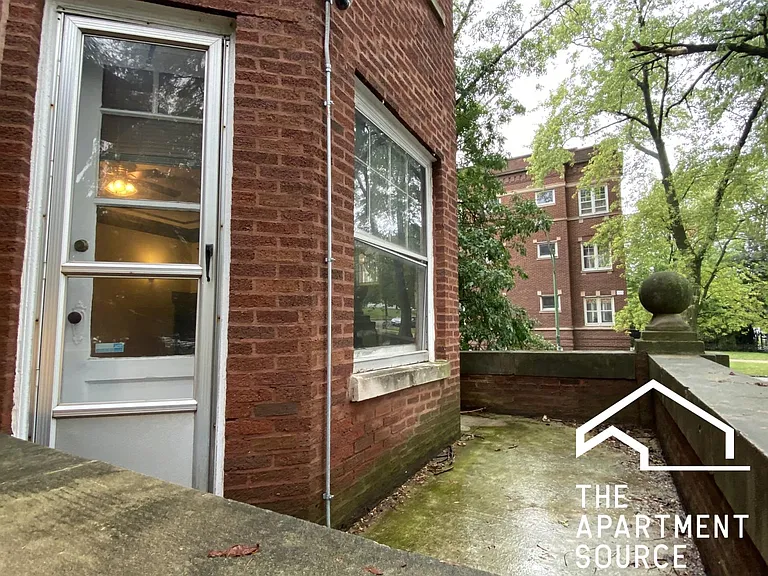 2825 W Logan Blvd #1 — Photo 17