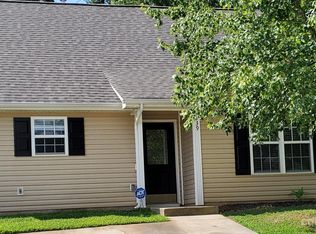 8339 Kings Creek Dr, Charlotte, NC 28273