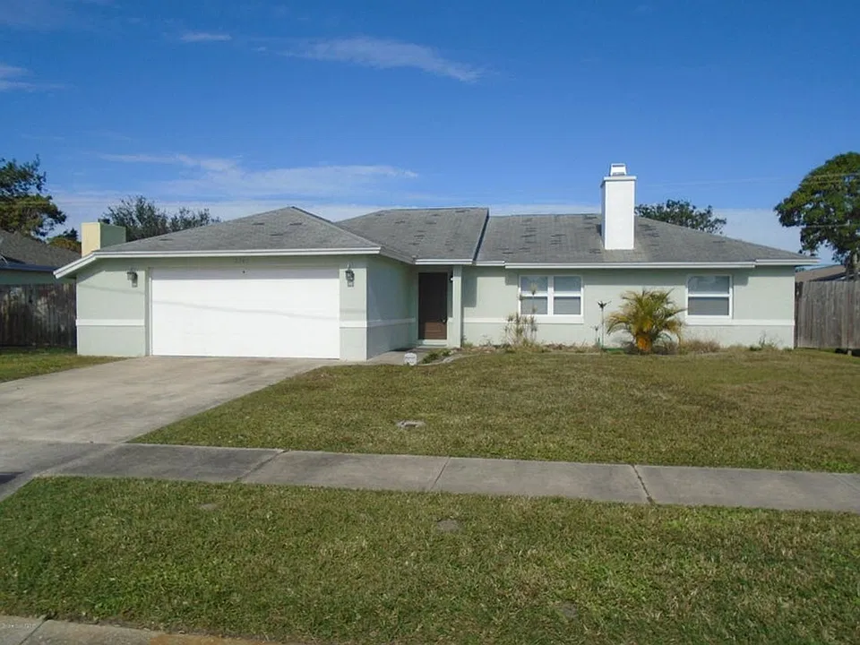 2565 Raintree Lake Cir