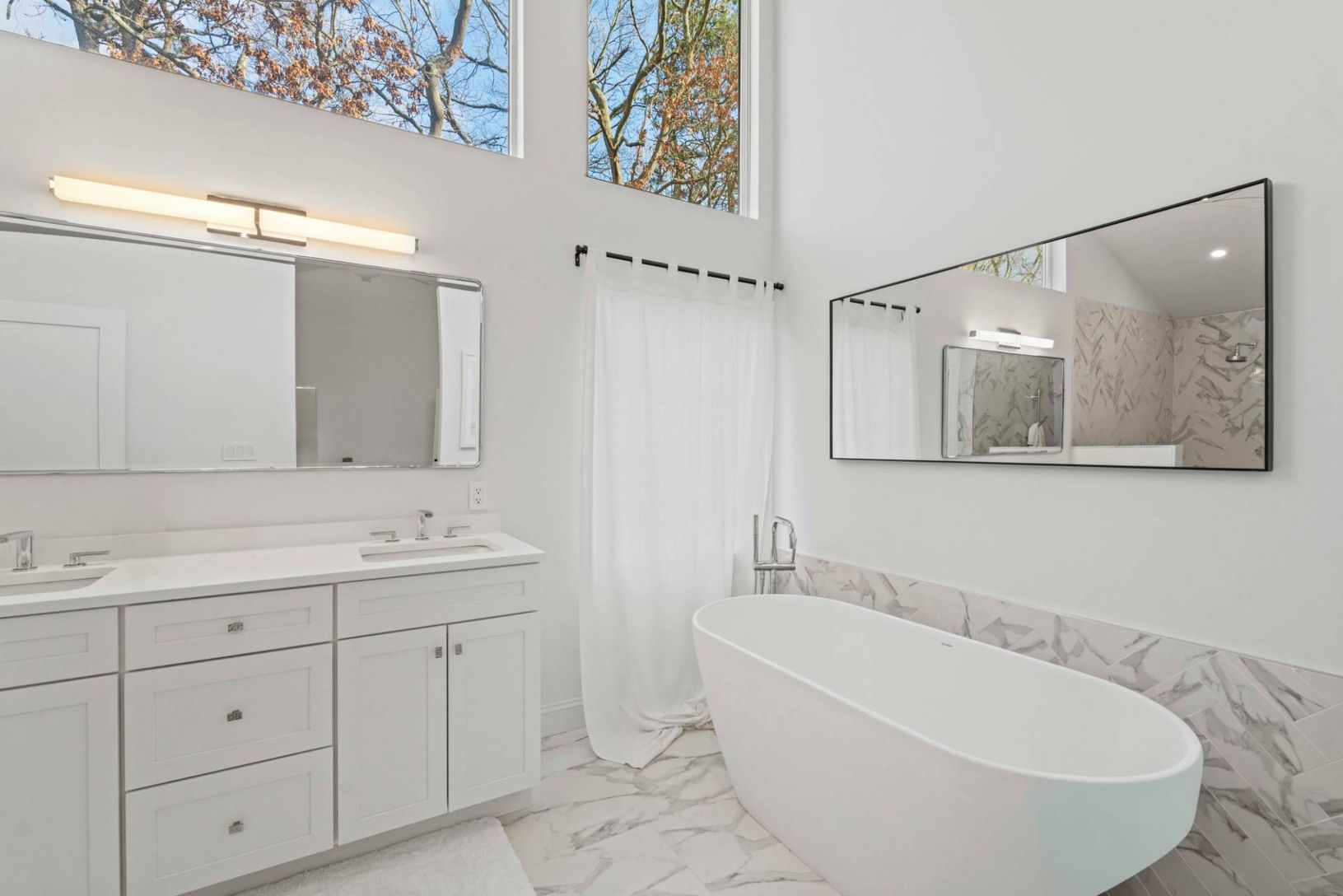 With plenty of natural light and large soaking tub for ultimate relaxation