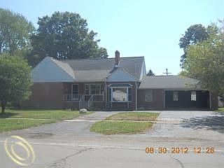 1st image of 330 E Huron River Dr