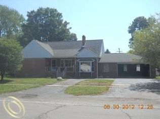 330 E Huron River Dr, Van Buren Twp, MI 48111