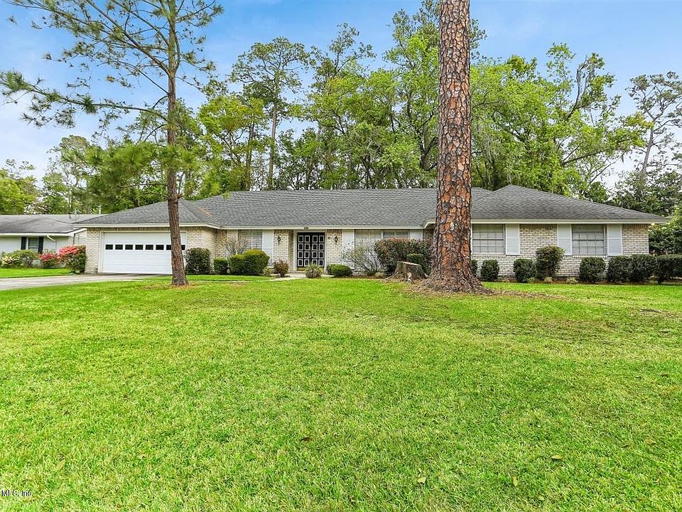 1st image of 4847 Water Oak Ln