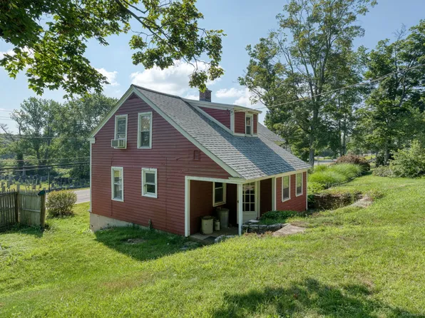 493 Storrs Road, Mansfield, CT 06250