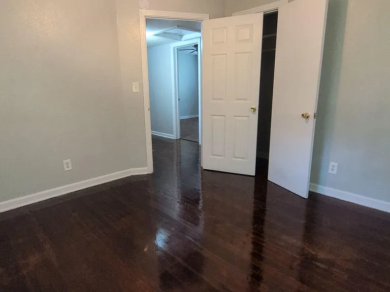 5440 Calloway Ct — Photo 13