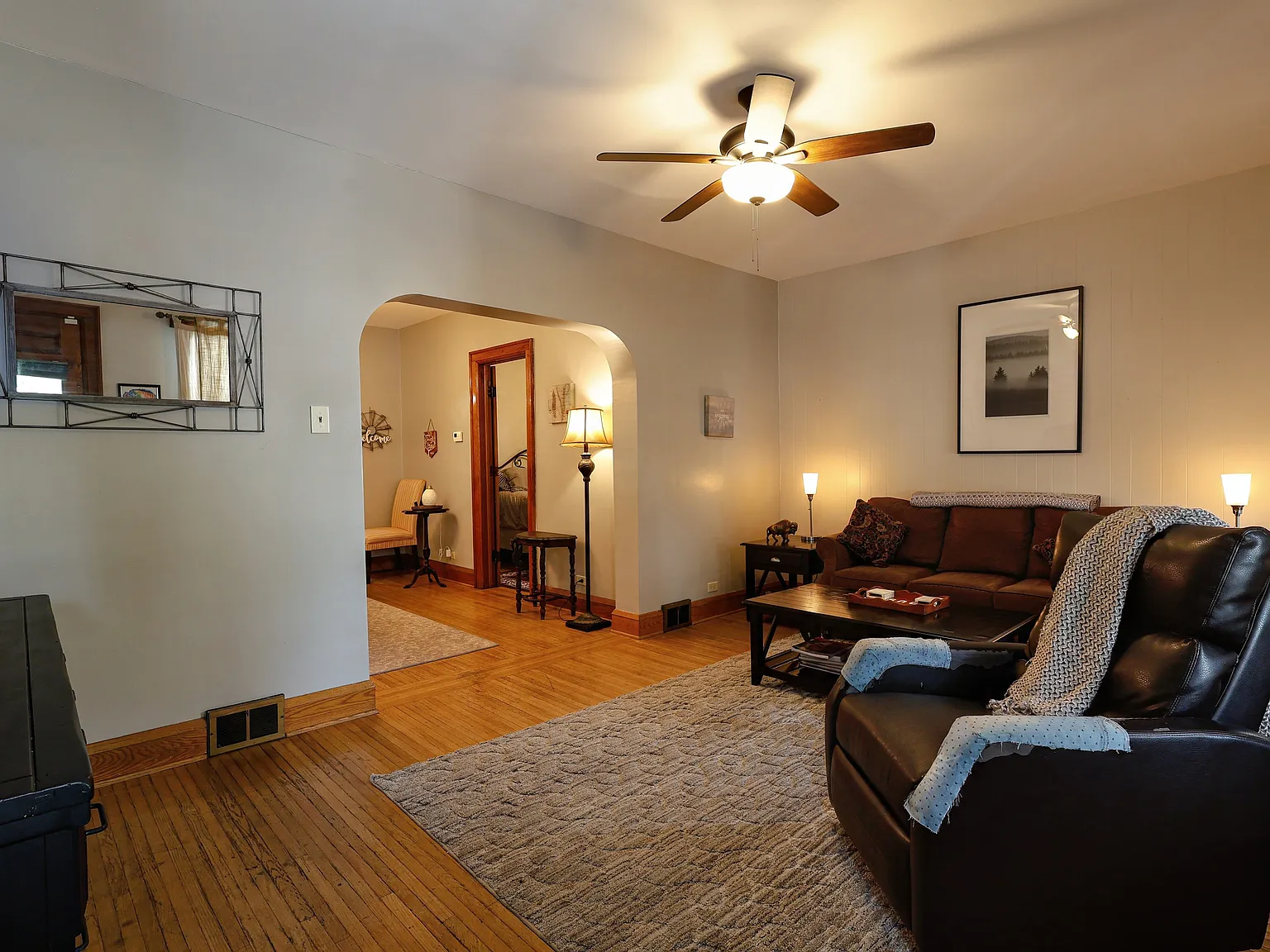 2 bed, 1000 sqft, $1,700 — Photo 4