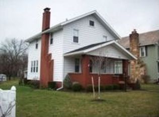910 Race St, Dover, OH