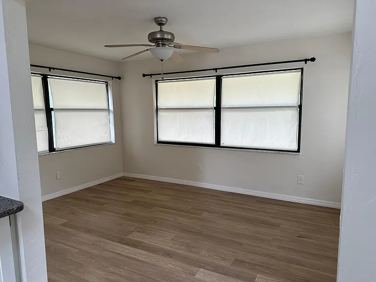 3500 N Honeylocust Dr — Photo 19